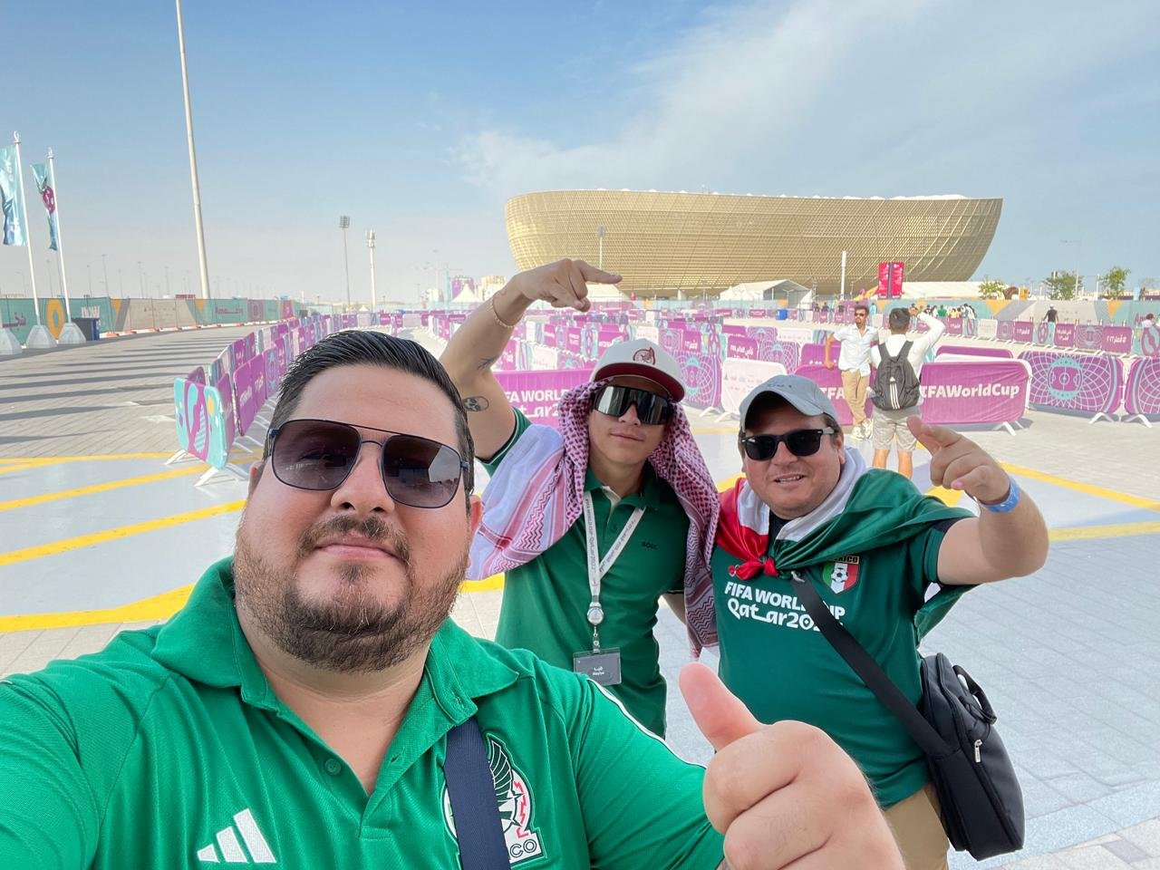 Equipo de Viajes en Oferta en oficina